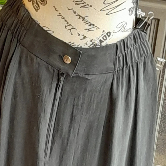 Vintage Memphis Silk Skirt - Picture 6 of 7